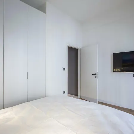 Center سالونيك